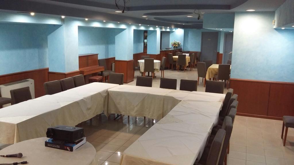 אבלינו Hotel Malaga מראה חיצוני תמונה