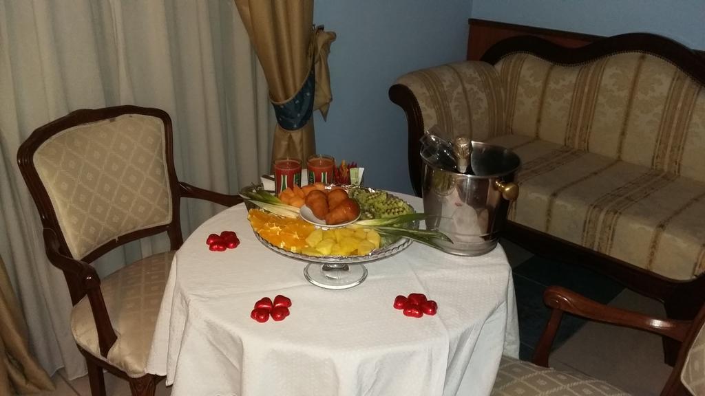אבלינו Hotel Malaga מראה חיצוני תמונה