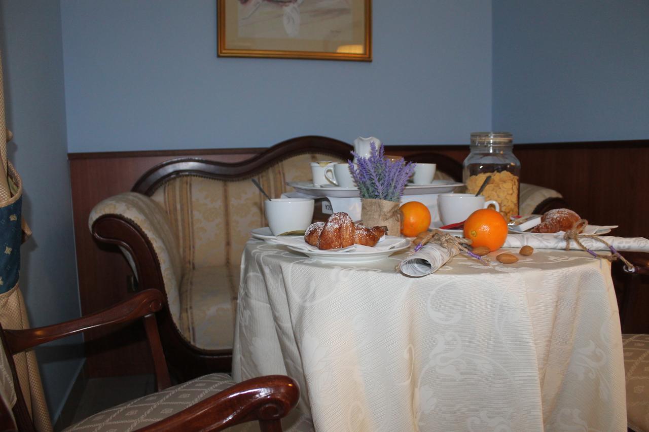 אבלינו Hotel Malaga מראה חיצוני תמונה