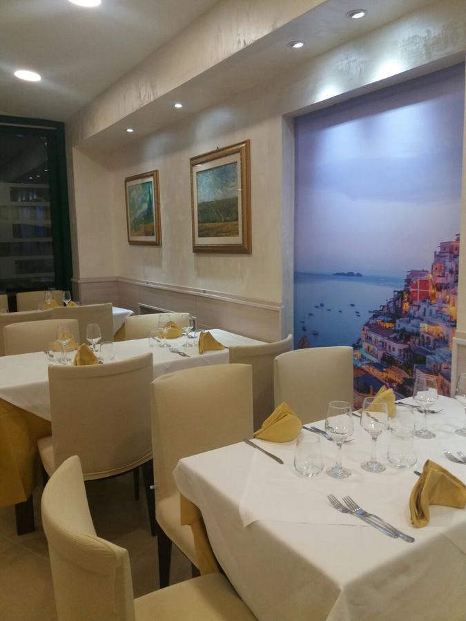 אבלינו Hotel Malaga מראה חיצוני תמונה